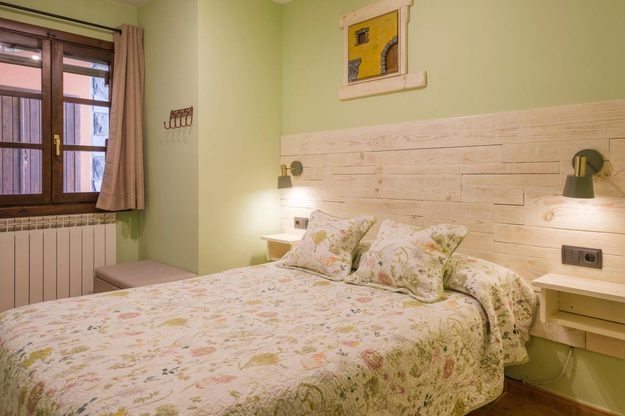 El Rincon De Andrea Apartamentos Biescas  Extérieur photo